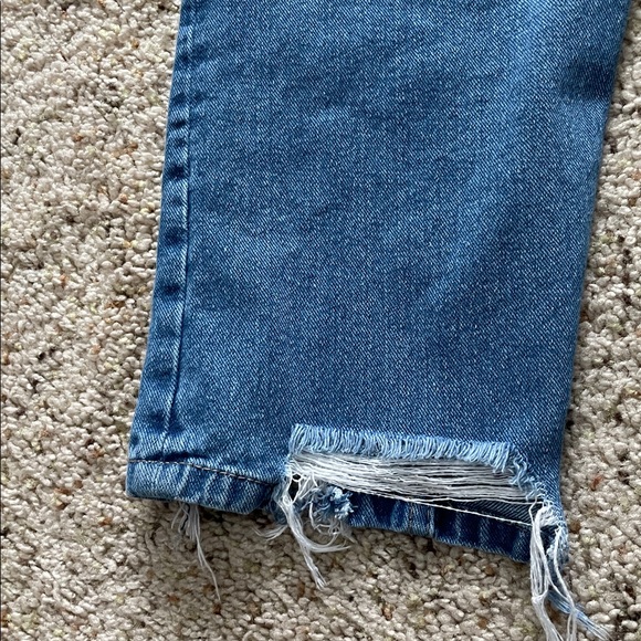 Refuge Denim Mom high waisted jeans with distressed hems - Picture 10 of 11